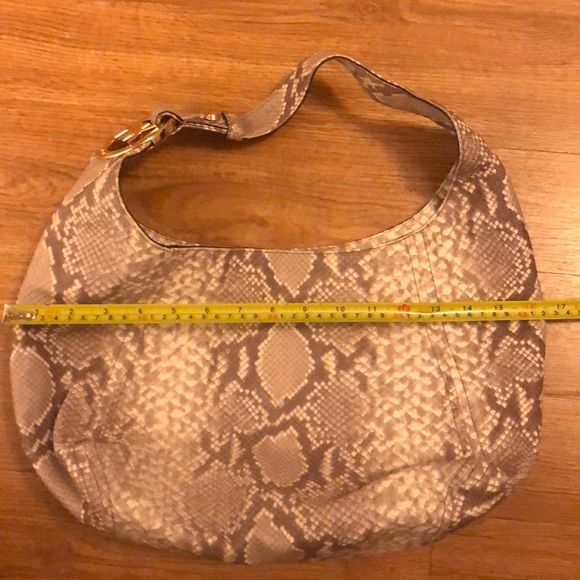 💎MICHAEL Kors 💎 🐍 Snake Pattern Hobo 💎Pre❤️’d - Picture 3 of 8